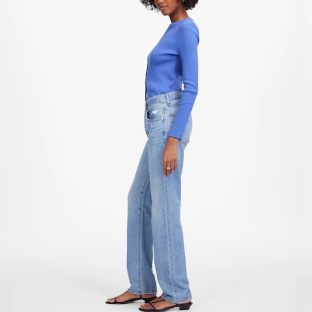 Madewell The Dean Easy Straight Jean in Northridge Wash: Airy Denim Edition - Picture 2 of 14